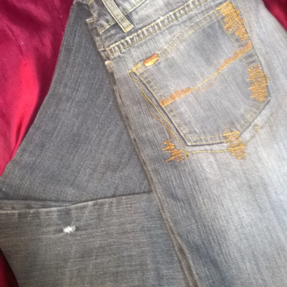 Designer Stitched Pepe Jeans - Picture 3 of 5
